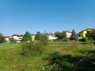 Terreno residenziale in vendita a cassano magnago via salvo d'acquisto