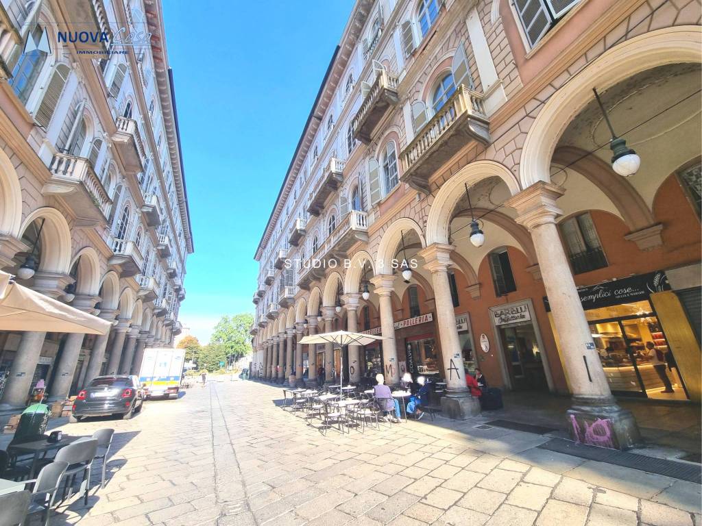 Magazzino in affitto a Torino via Giuseppe Garibaldi, 46