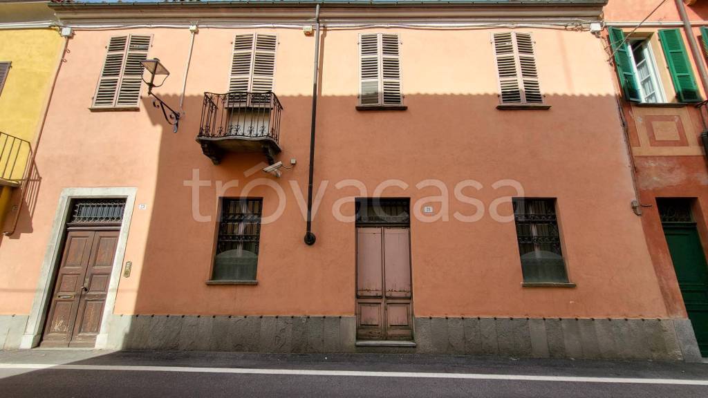 Casa Indipendente in vendita a Fossano via Oddino Barotti