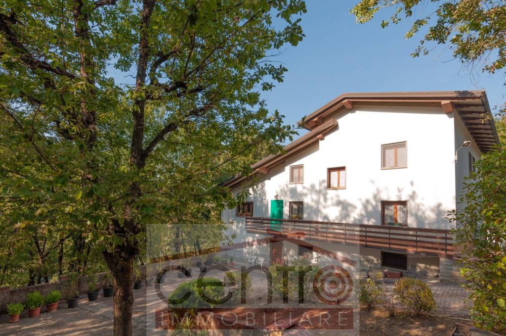 Villa Bifamiliare in vendita a Vergato localita Sasso Rosso