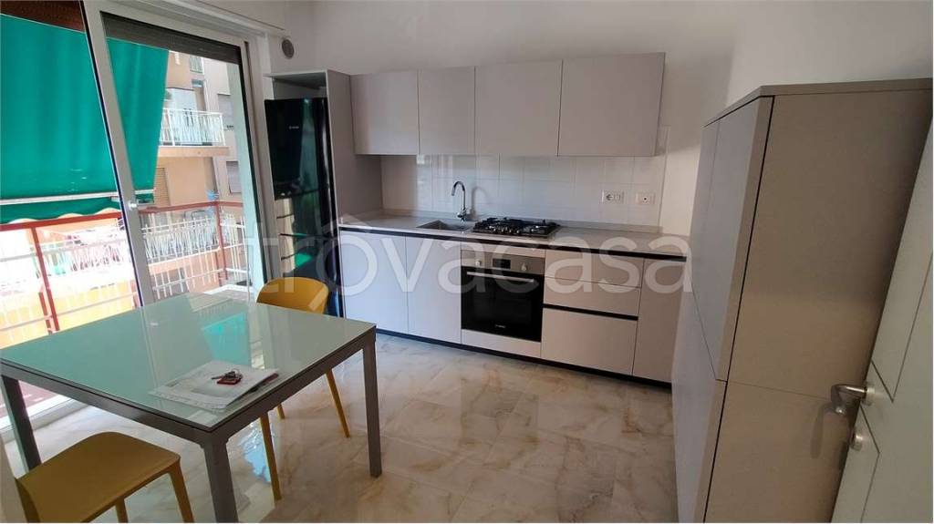 Appartamento in vendita a Sanremo via lamarmora, 145