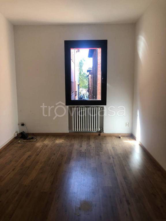 Ufficio in in affitto da privato a Bologna via Clavature, 18
