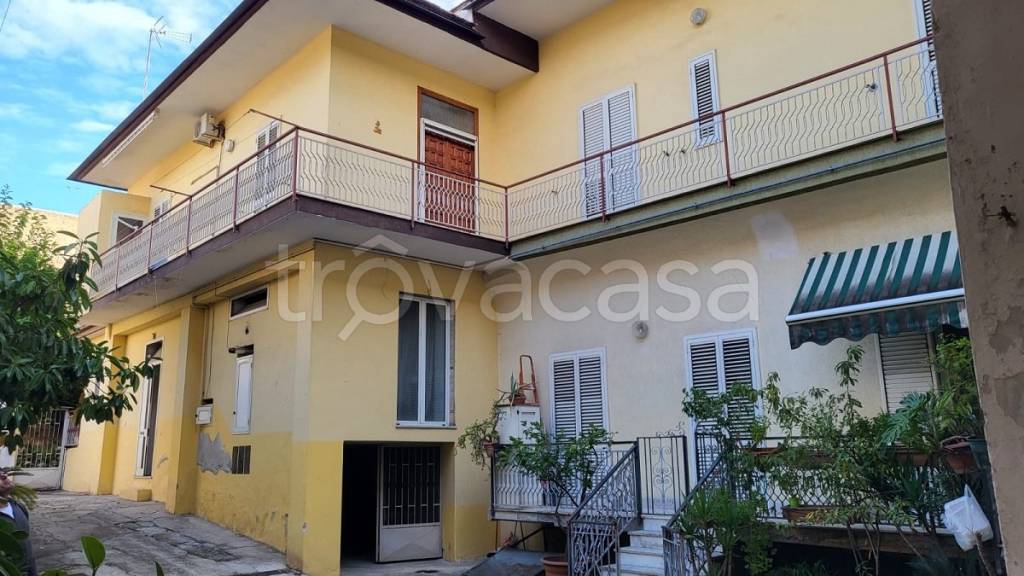 Appartamento in vendita a San Prisco via Michele Monaco