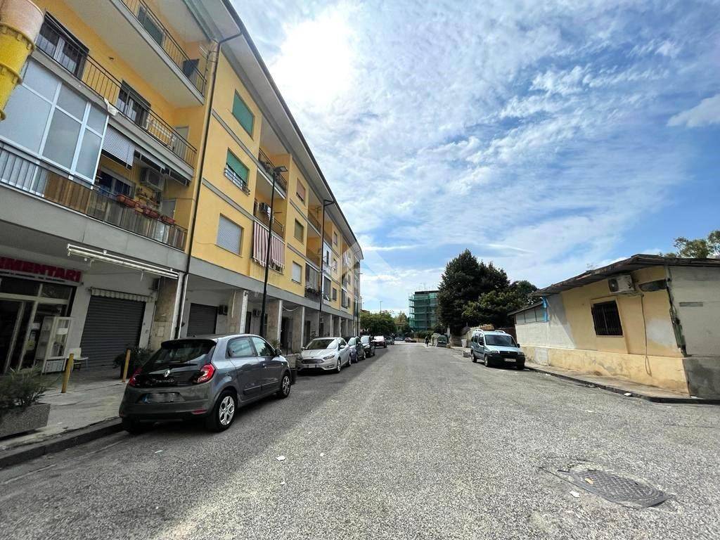 Appartamento in vendita a Napoli via Venezia Giulia