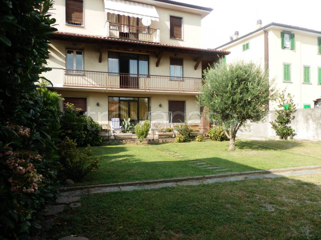 Appartamento in vendita a Ponte San Pietro via Gerolamo Mapelli