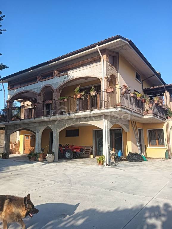 Villa in vendita a Campobasso contrada Feudo, 47