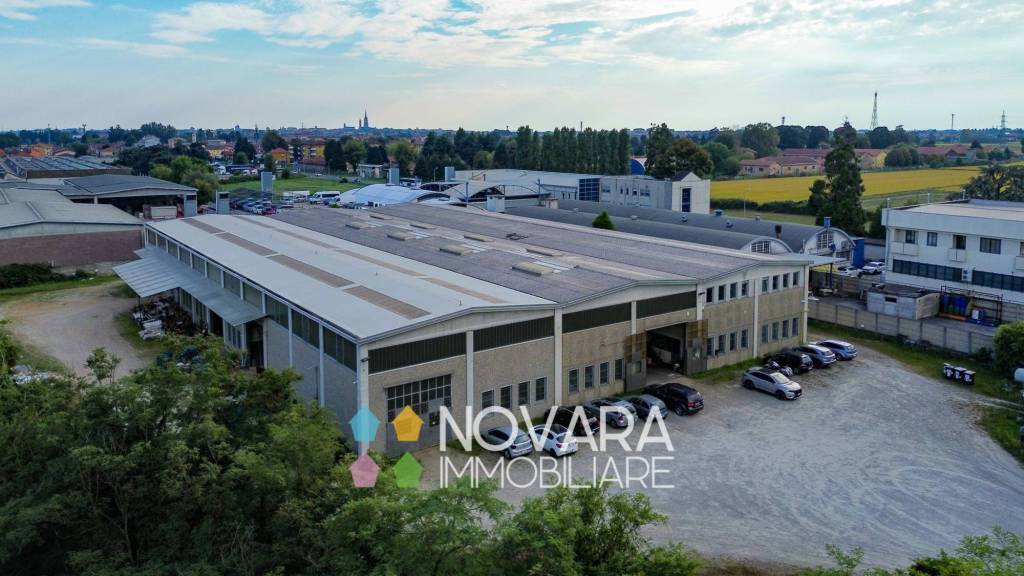 Capannone Industriale in vendita a Novara verbano, 154