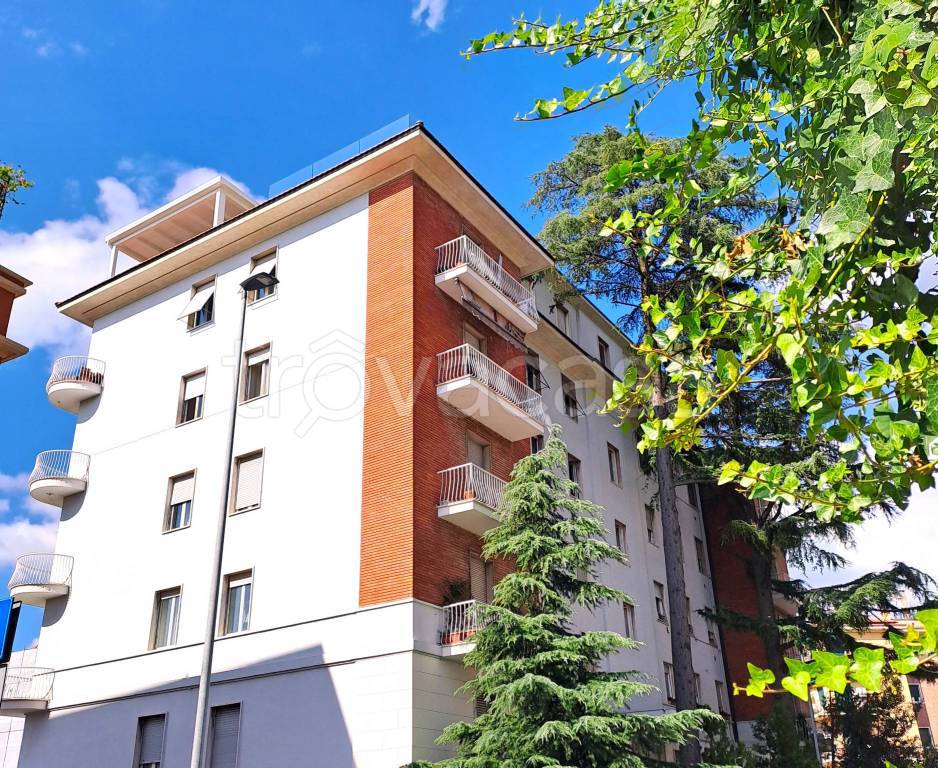 Appartamento in vendita a Perugia via Fratelli Pellas, 48