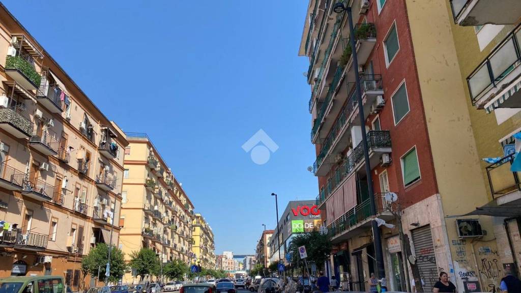 Appartamento in vendita a Napoli via Arenaccia, 127