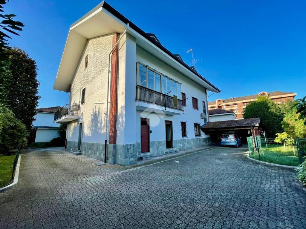 Villa Bifamiliare in vendita a San Mauro Torinese via Stura, 12