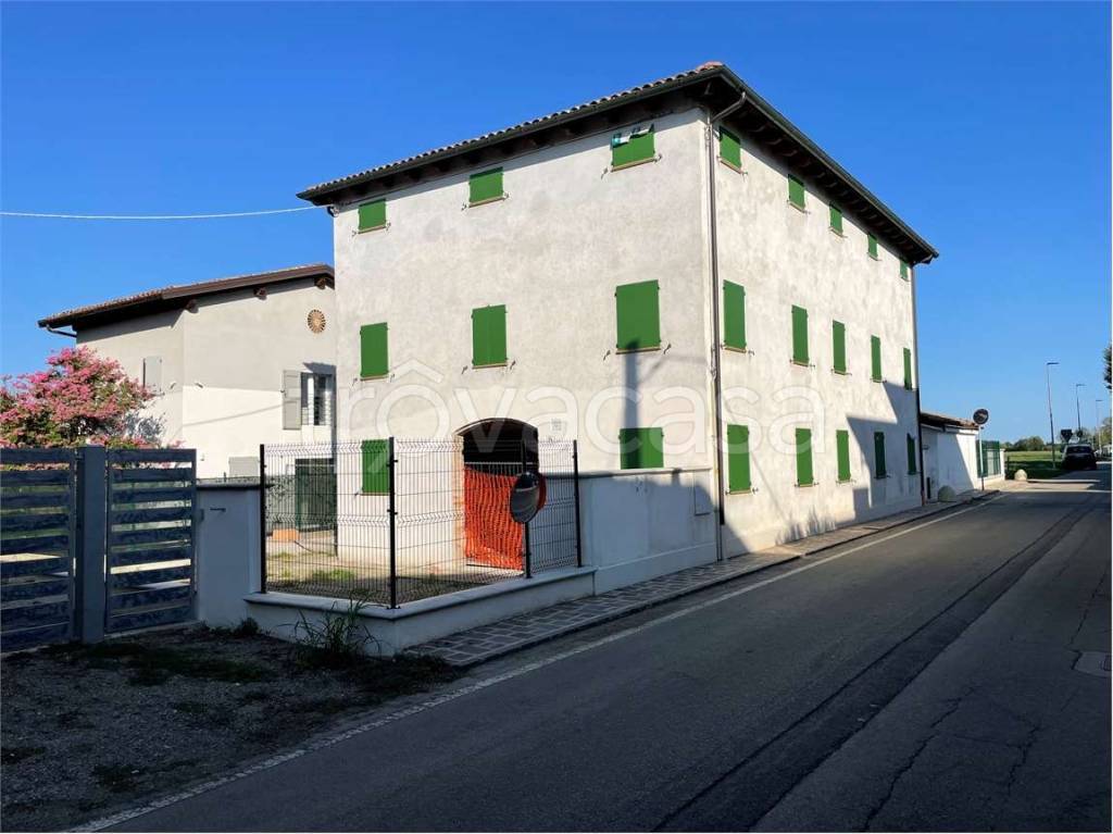 Villa in vendita a Modena baggiovara
