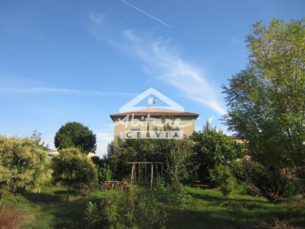Villa in vendita a Ravenna via Camillo Torres, 65