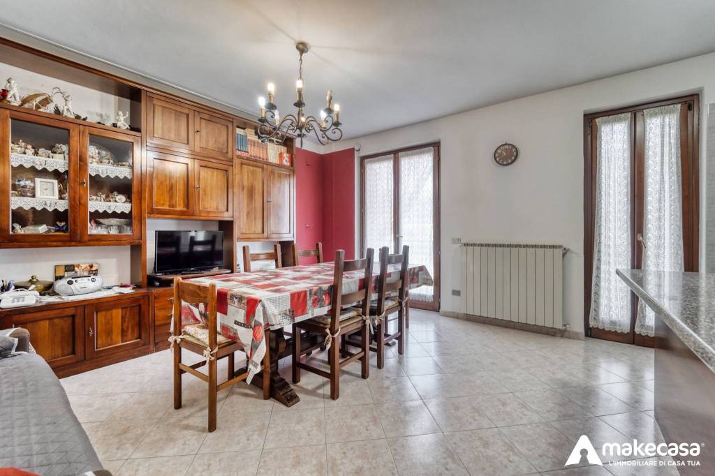Appartamento in vendita a Villafranca in Lunigiana via Chiusura, 130