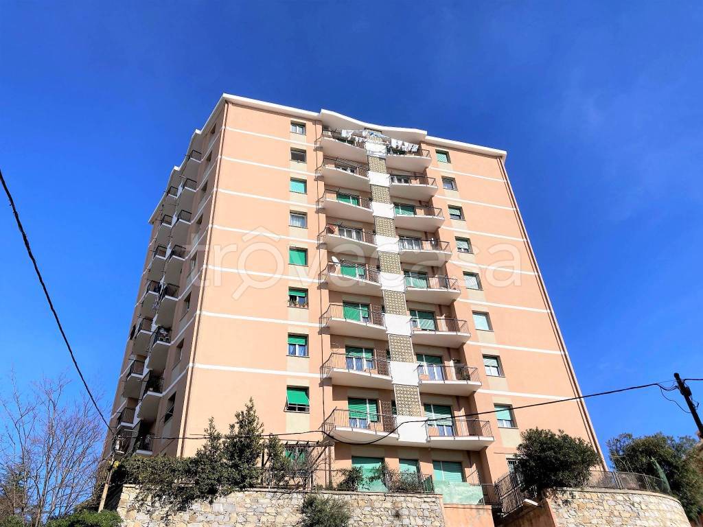 Appartamento in vendita a Genova via Rodolfo Fumagalli