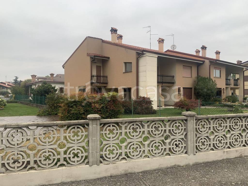 Villa in vendita a Fiumicello Villa Vicentina via Bonetti, 5