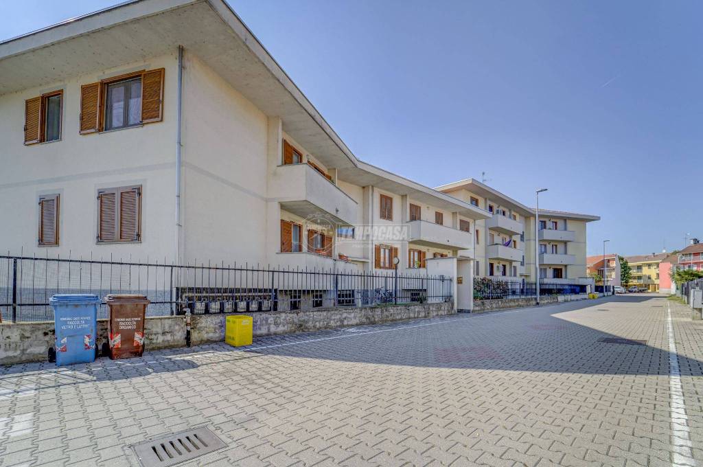 Appartamento in vendita a Cameri strada Privata San Vittorio 4