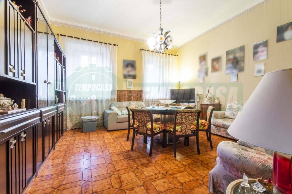 Appartamento in vendita a Olgiate Olona via Armando Diaz