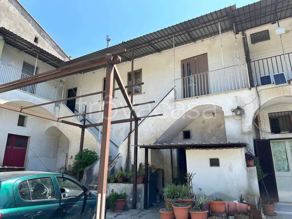 Casa Indipendente in vendita a Maddaloni via Ponti della Valle, 1