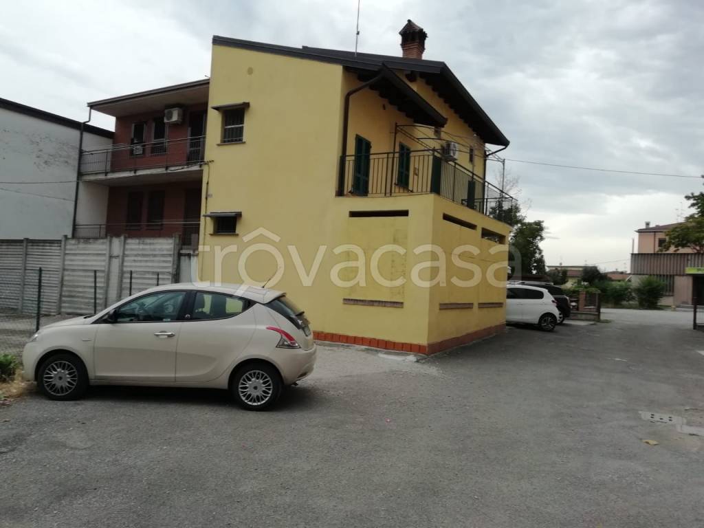 Villa in vendita a Castel San Giovanni via Vincenzo Bellini