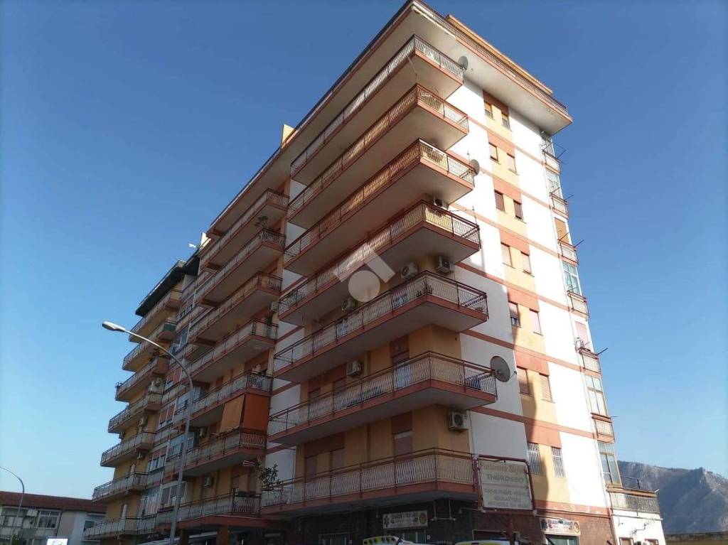 Appartamento in vendita a Palermo via m. Lanza I. E, 31