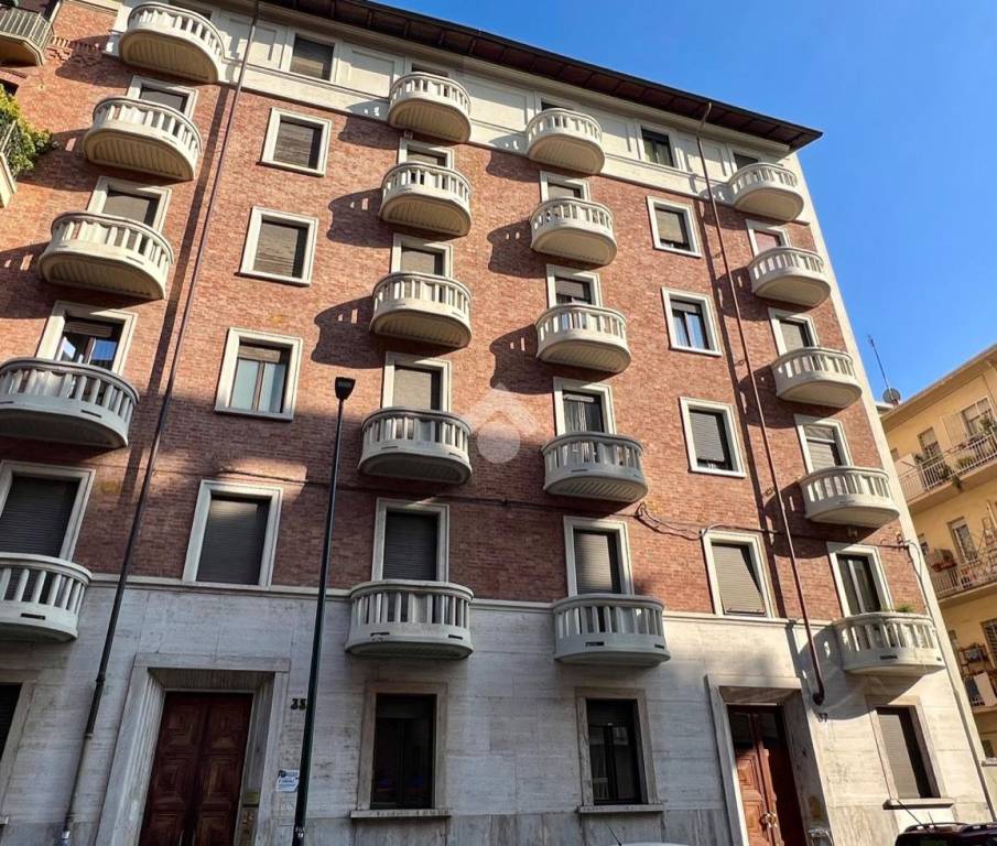 Appartamento in vendita a Torino via Giuseppe Piazzi, 37