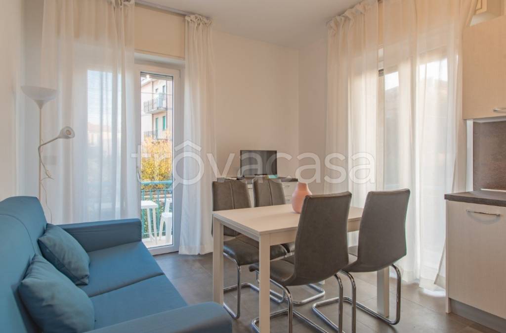 Appartamento in vendita a Loano via Aurelia, 114