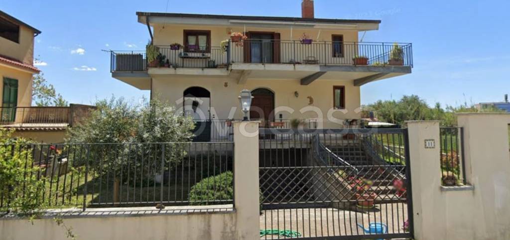 Villa in vendita a Mondragone via Morelli s.n.c