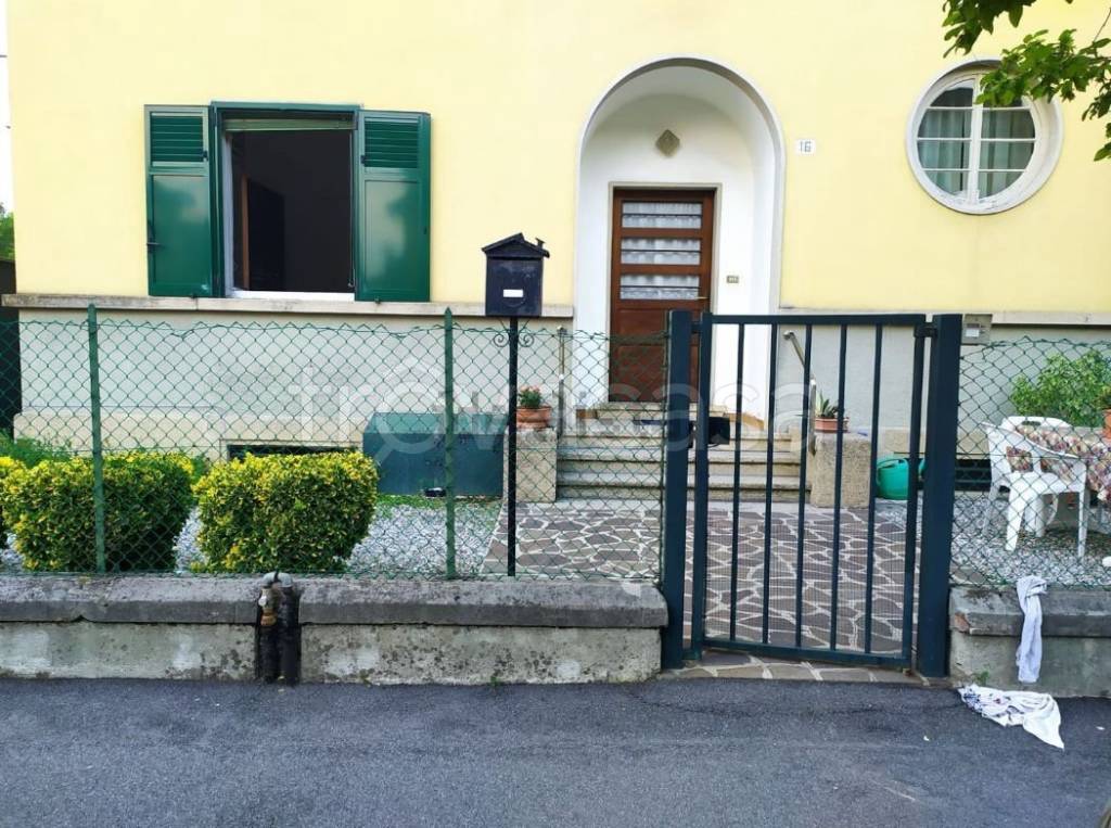 Appartamento in in vendita da privato a Dalmine via Trieste, 16
