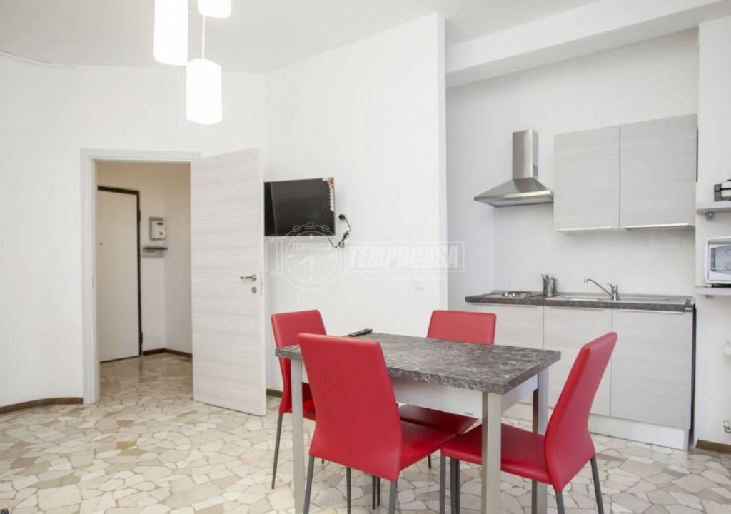 Appartamento in vendita a Milano via Giovanni Arrivabene 15