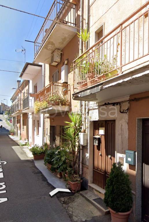 Appartamento in in vendita da privato a Roggiano Gravina via Luigi Pirandello, 18