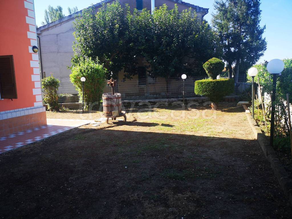 Villa in vendita a Jesi via Coppetella