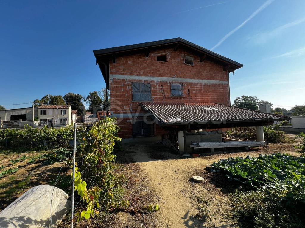Villa in in vendita da privato a Pieve Porto Morone via Ricotti, 5
