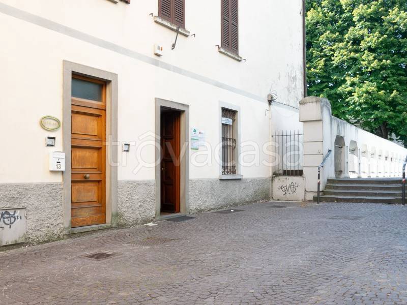 Ufficio in vendita a Palazzolo sull'Oglio via della Maddalena
