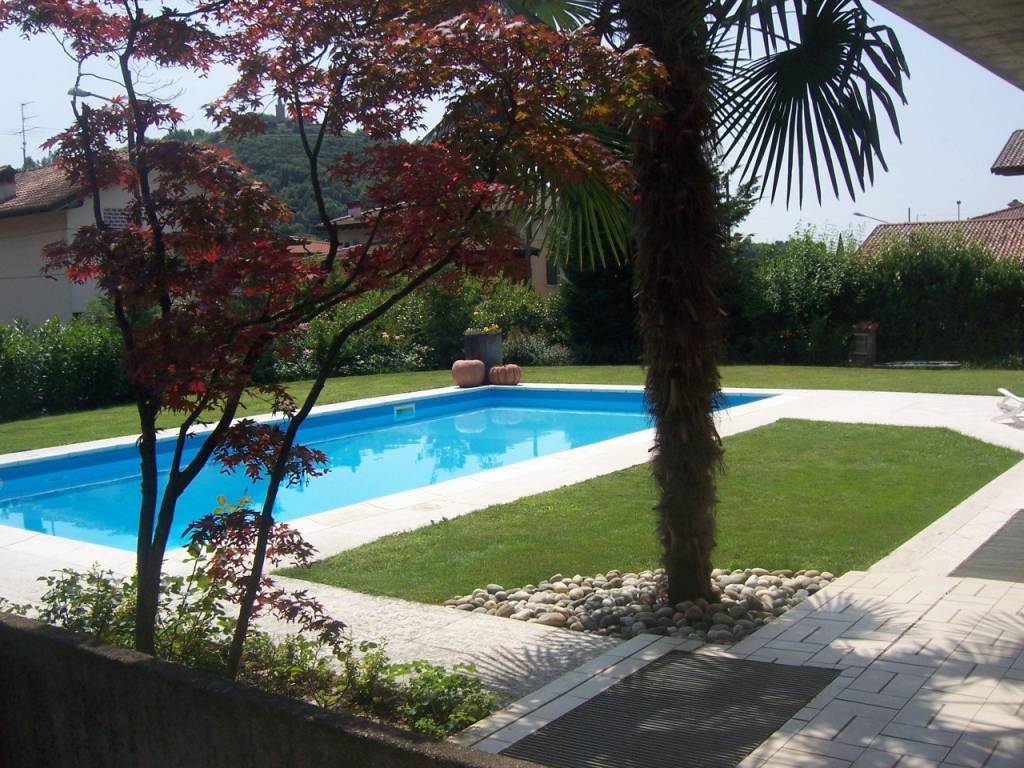 Villa in vendita a Gussago gussago - zona ronco