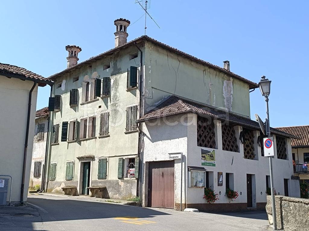 Casa Indipendente in vendita a Feltre via Borghetto, 1