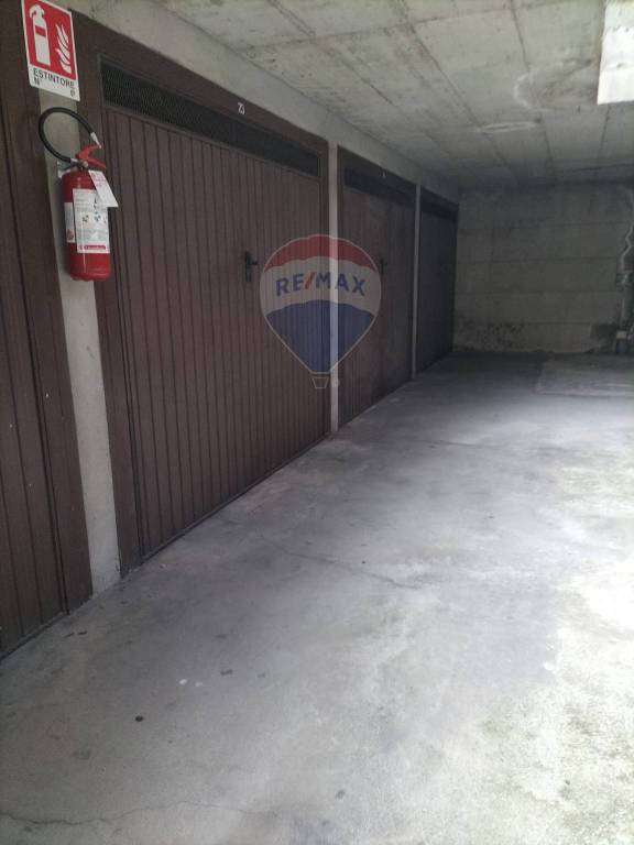 Garage in vendita a Rescaldina