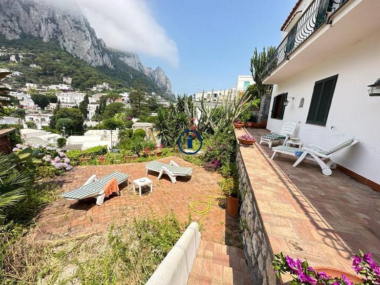 Appartamento in vendita a Capri via Roma, 77