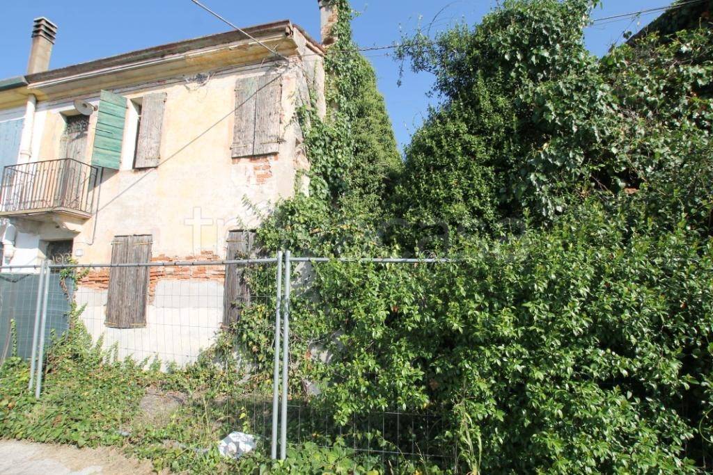 Casa Indipendente in vendita a Rubano via Silvio Pellico