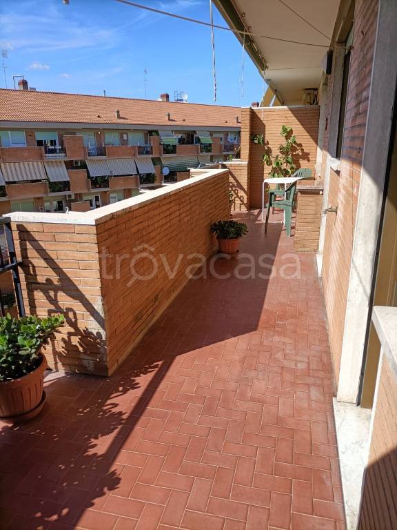 Appartamento in vendita a Roma via Arrigo Davila, 37