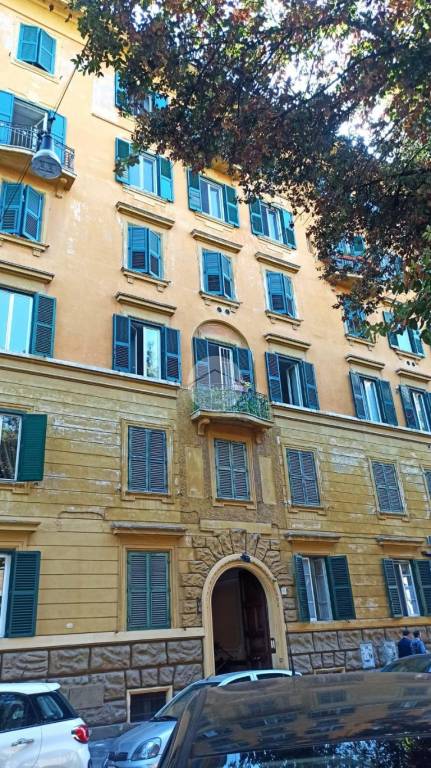 Appartamento in vendita a Roma via Monte Santo