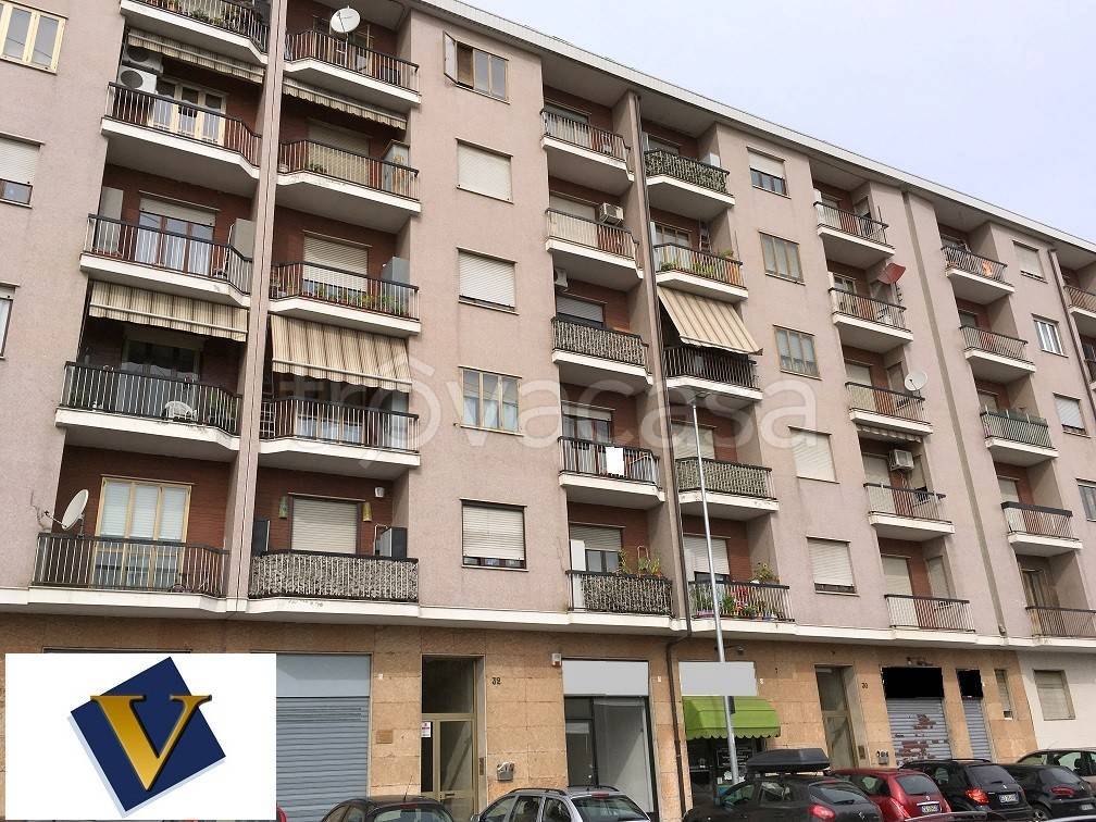 Appartamento in vendita a Rivoli via Caluso, 30