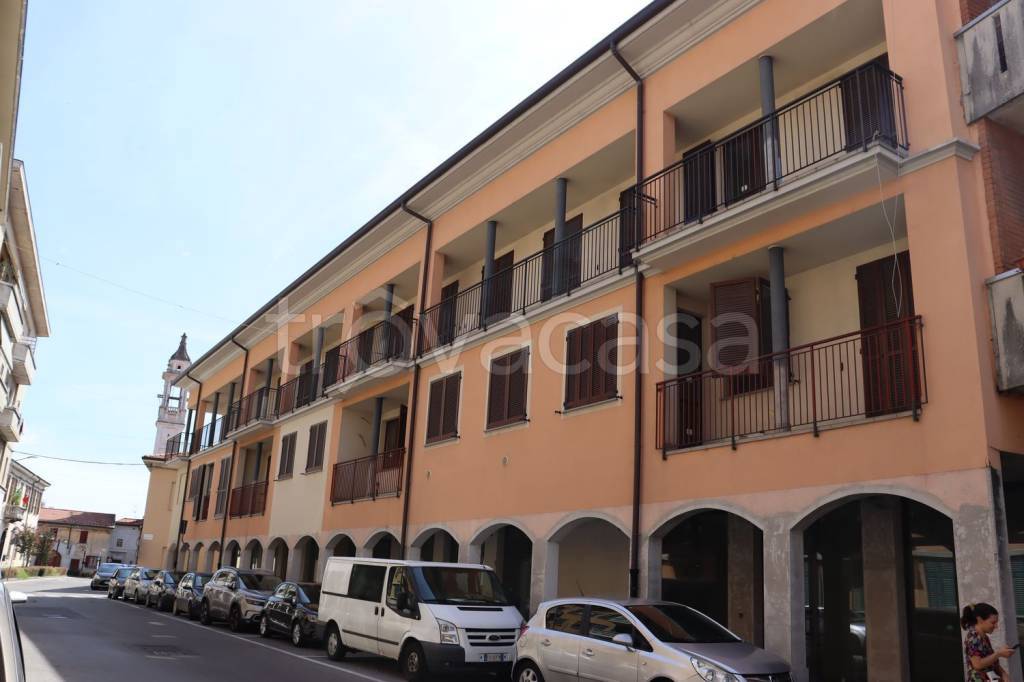 Appartamento in vendita a Cairate via mazzini s.n.c