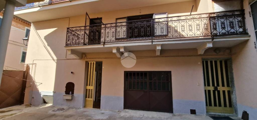 Casa Indipendente in vendita a Valfenera via Amedeo d'aosta, 16