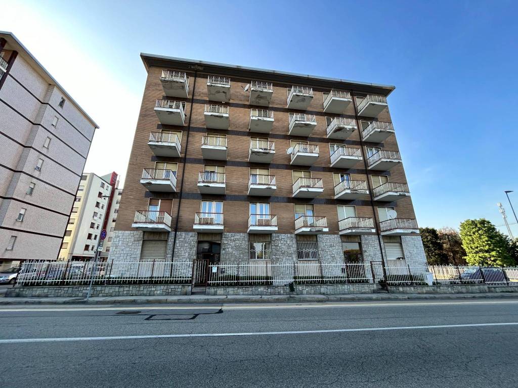 Appartamento in vendita a Beinasco via Gorizia, 27