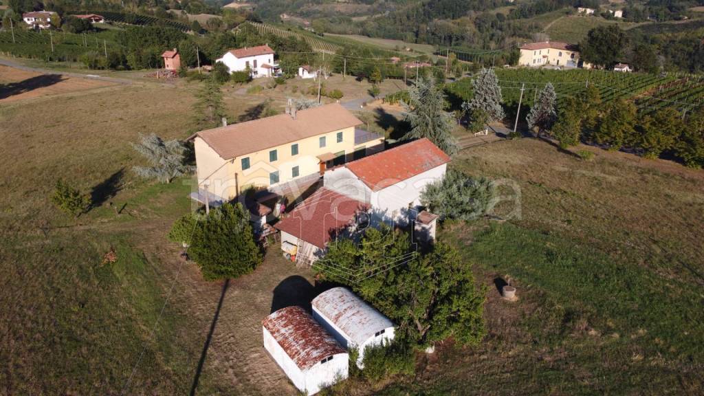 Casa Indipendente in vendita a Carpeneto cascina Nuova Cannona