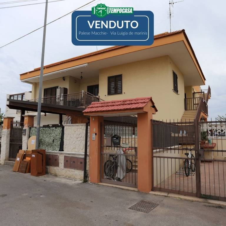 Casa Indipendente in vendita a Bari via Luigia De Marinis, 9