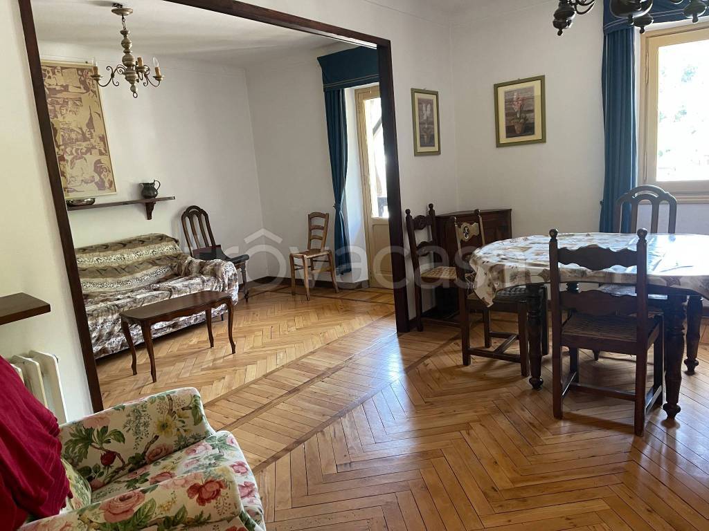 Appartamento in vendita a Limone Piemonte piazza San Sebastiano, 1