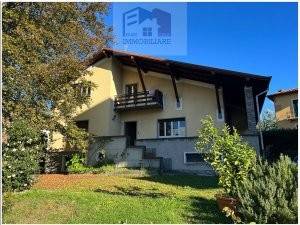 Villa Bifamiliare in vendita a Verbania via Antonio Rosmini, 33/35