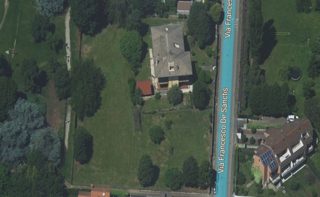 Villa Bifamiliare in in vendita da privato a Saronno via Francesco De Sanctis, 25