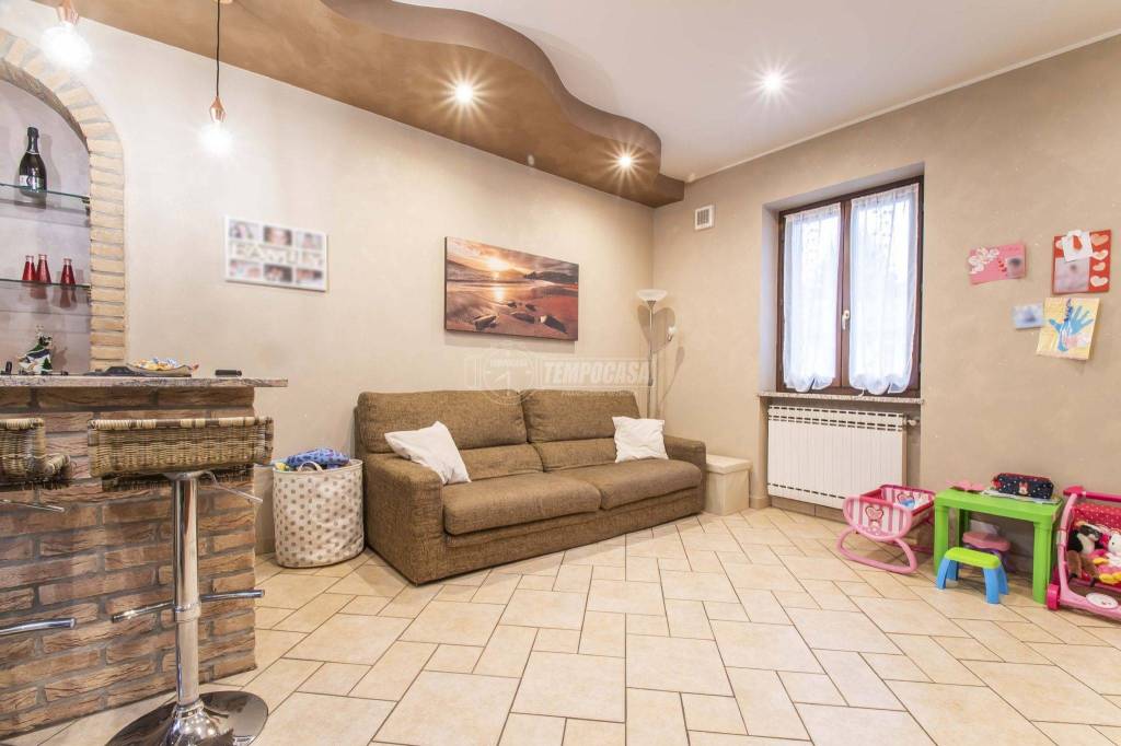 Appartamento in vendita a Solbiate Olona via Sant' Antonino
